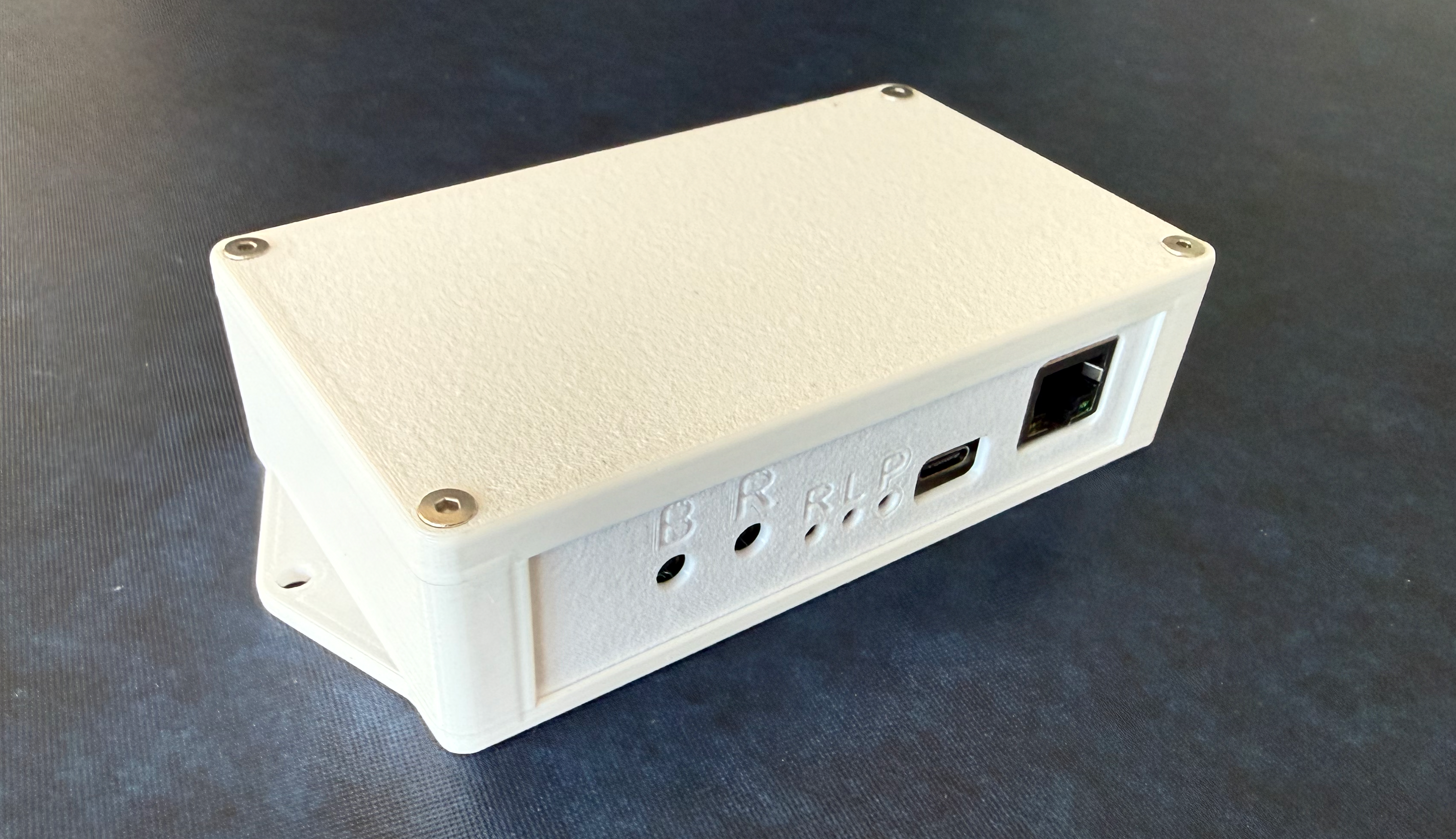 AI-B100 Gateway